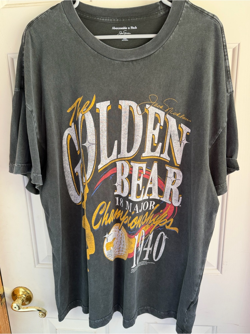 Abercrombie & Fitch Graphic Tee